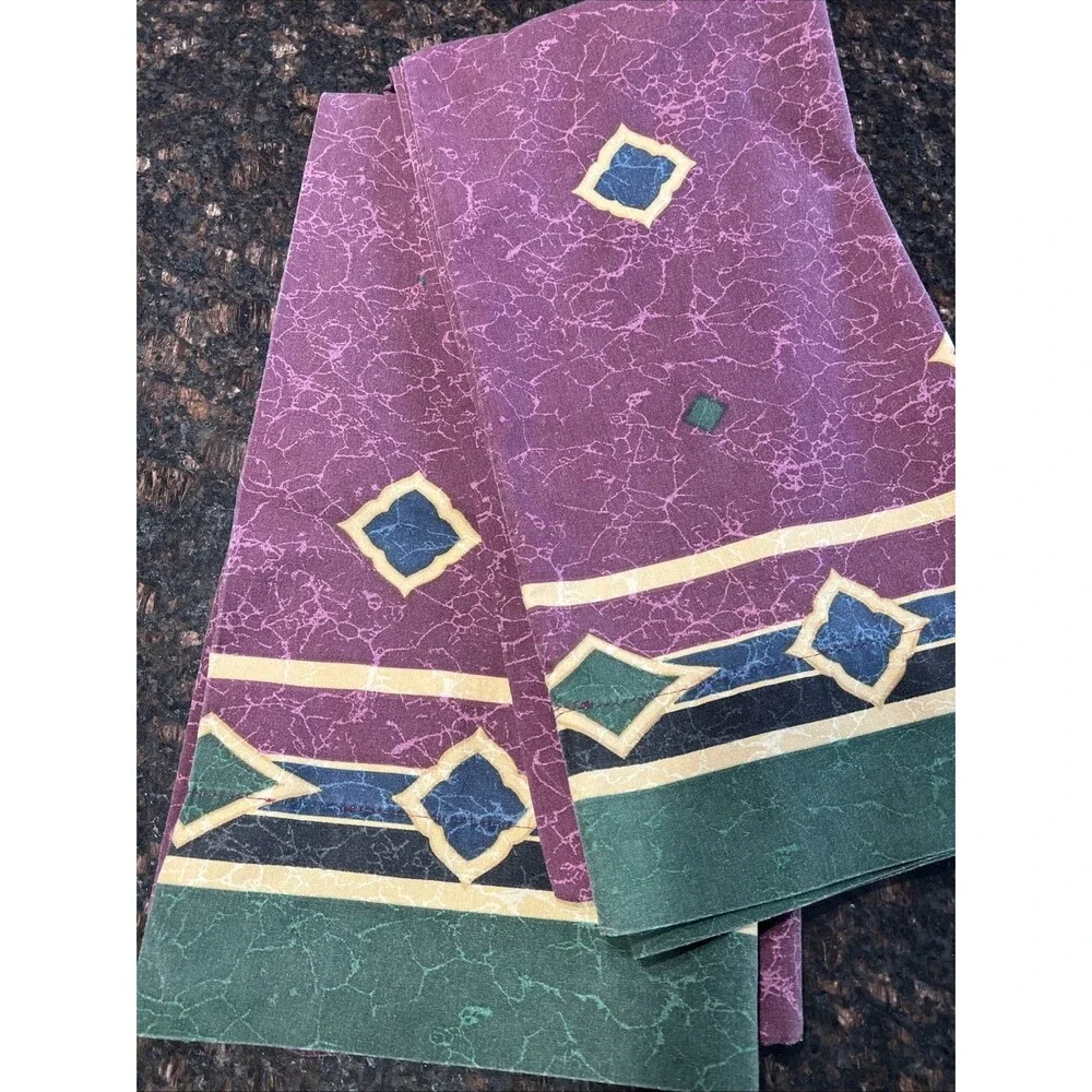 Springmaid Amalfi Burgundy King Pillowcase Marble 1990s Slightly Faded (2)